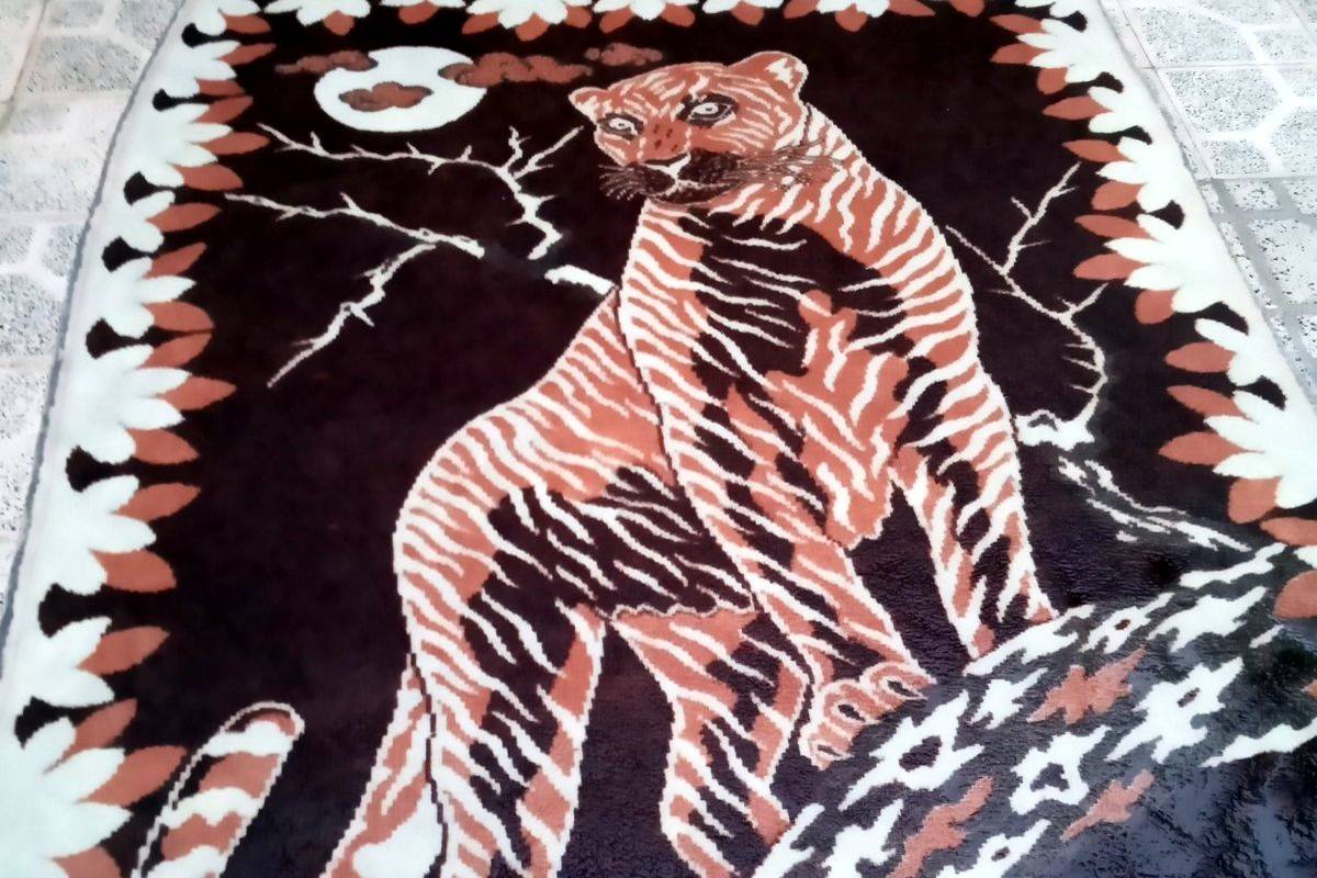 سمی‌ترین مد تاریخ ایران/پتو پلنگی چطور وارد خانه ایرانی‌ها شد؟