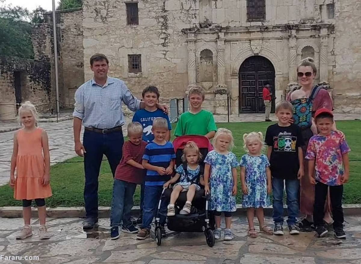 (تصاویر) یک زوج با ۱۲ سال زندگی مشترک و ۱۲ فرزند