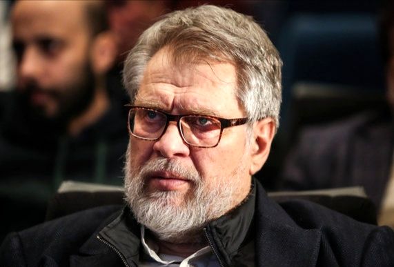 علی‌اکبر ولایتی از نادر طالب‌زاده عیادت کرد