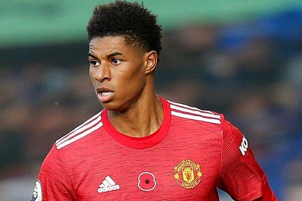 اقدام جالب ستاره منچستر برای کتاب‌خوان کردن کودکان