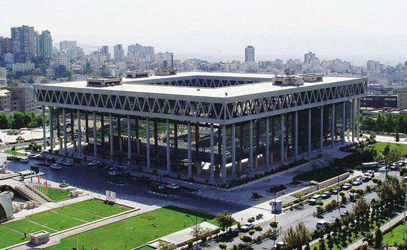 خرج آنتن خانه‌ها چقدر است؟
