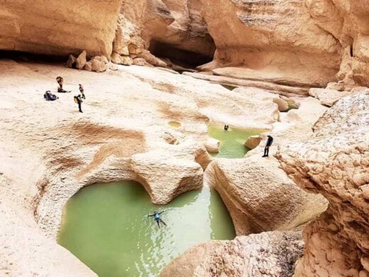 عکس| بینظیر و شگفتانگیز؛ روستایی با قندیل در دل کویر