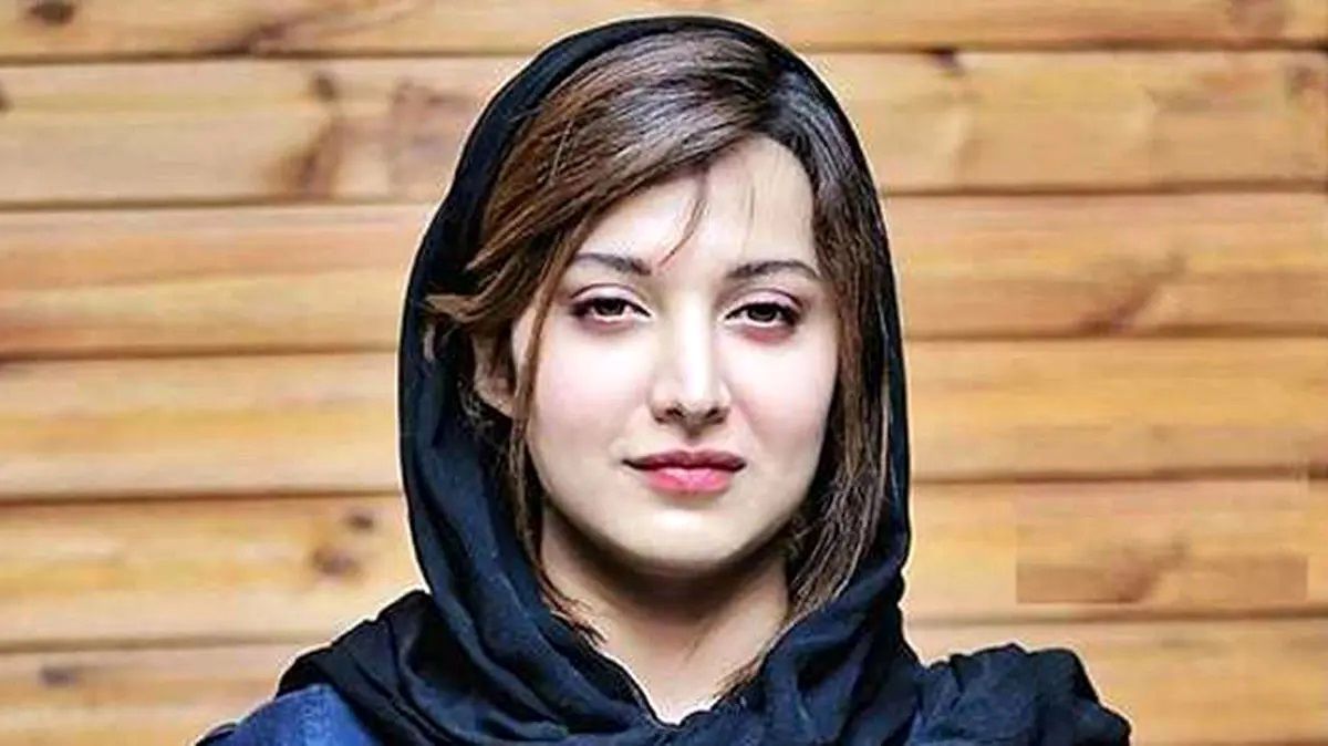 استایل خاص روشنک گرامی با لباس راهبه‌ها
