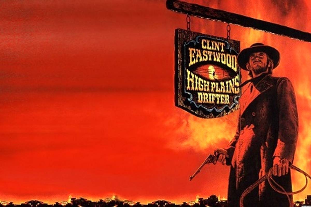 سکانسی از فیلم High Plains Drifter کلینیت ایستود