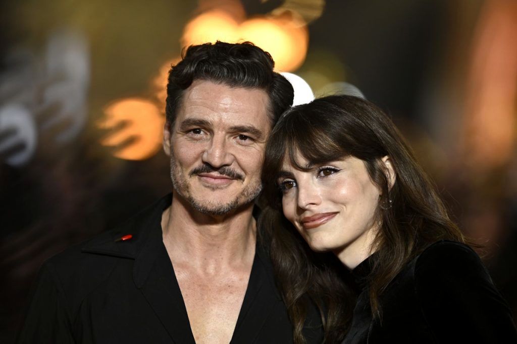 اعتراف پدرو پاسکال به نقش کلیدی و موثر خواهر ۳۳ ساله‌اش در زندگی او
