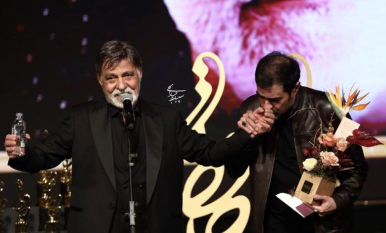 چه کسانی به این هنرمند عذرخواهی بدهکارند؟
