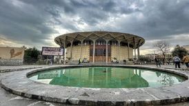 مطالبه رضا کیانیان برای حفاظت از حریم تئاتر شهر/ وزیر فرهنگ: مطالبه چندین ساله اصحاب تئاتر را برآورده خواهیم کرد
