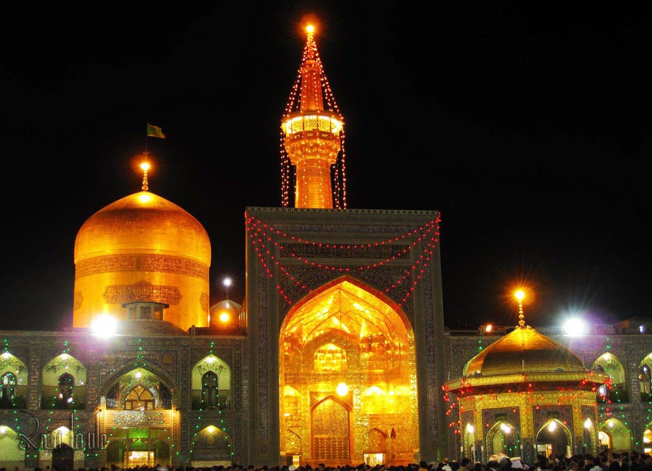 در چه زمان‌هایی بلیط هواپیما مشهد ارزان‌تر است؟